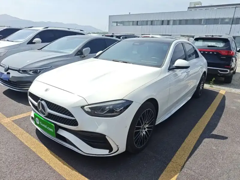 Mercedes-Benz C-Class, 2024