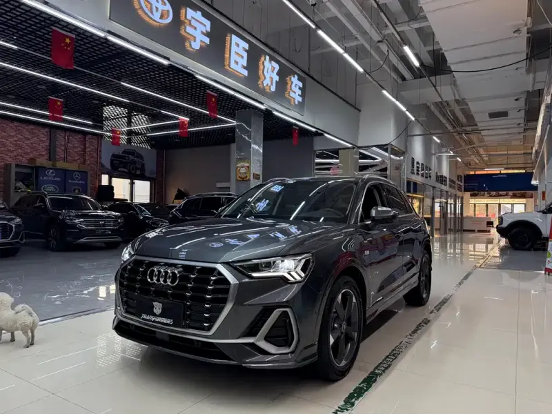 Audi Q3, 2022