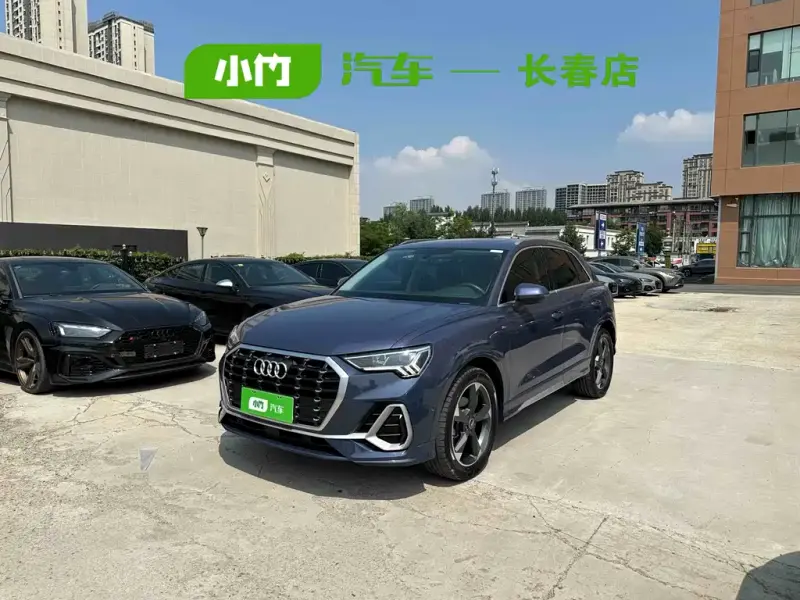 Audi Q3, 2022