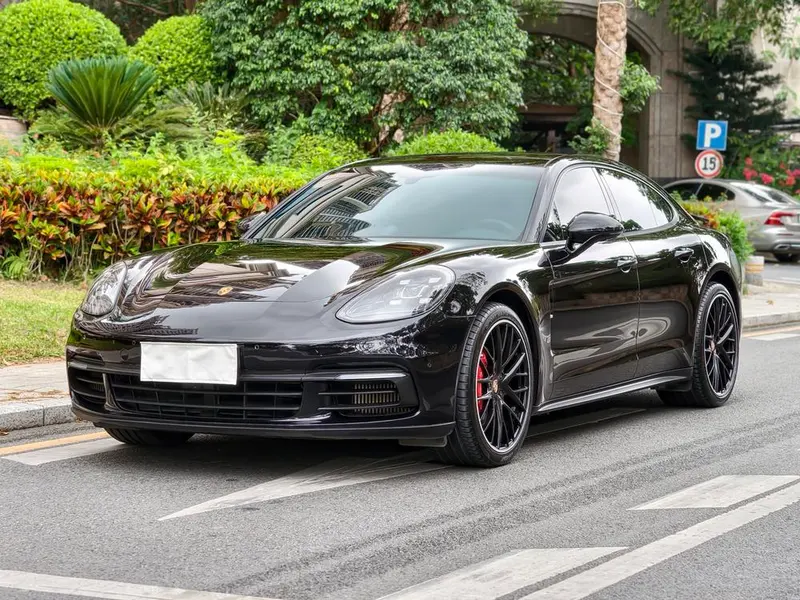 Porsche Panamera, 2019