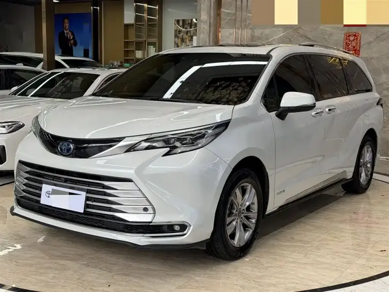 Toyota Sienna, 2022