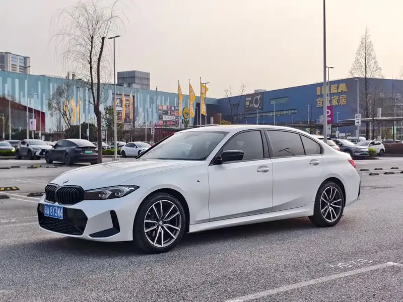 BMW 3 Series, 2024