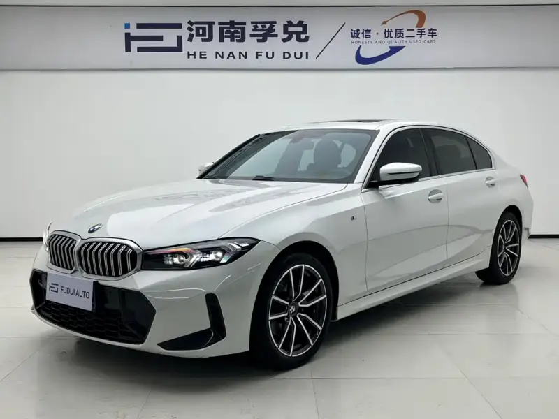 BMW 3 Series, 2023