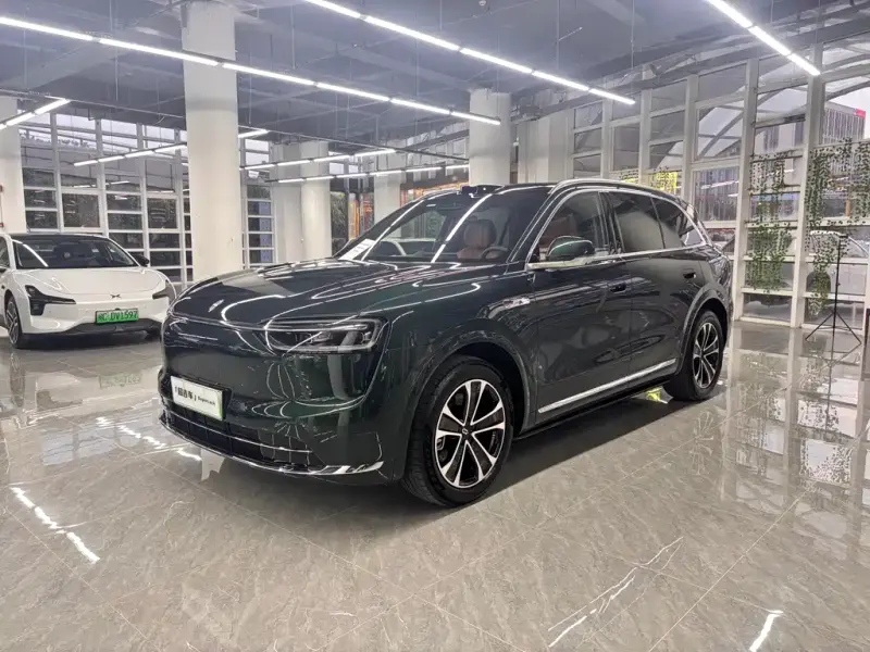 AITO M7, 2025