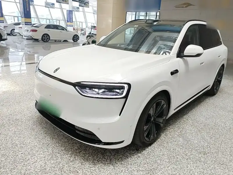 AITO M7, 2025
