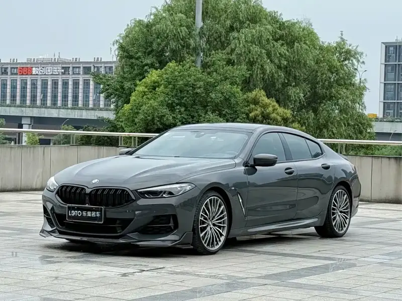 BMW 8 Series, 2021