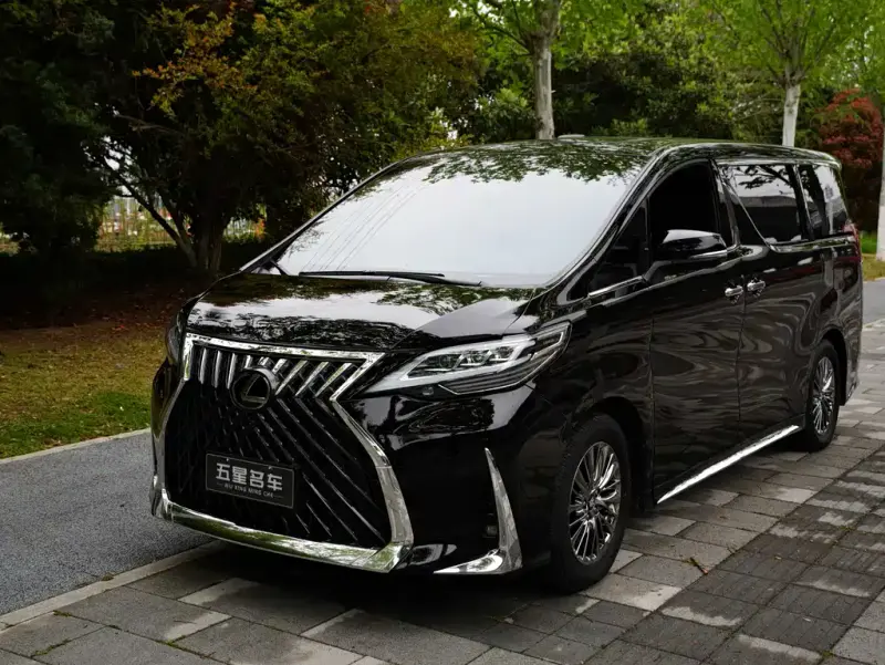 Toyota Vellfire, 2023