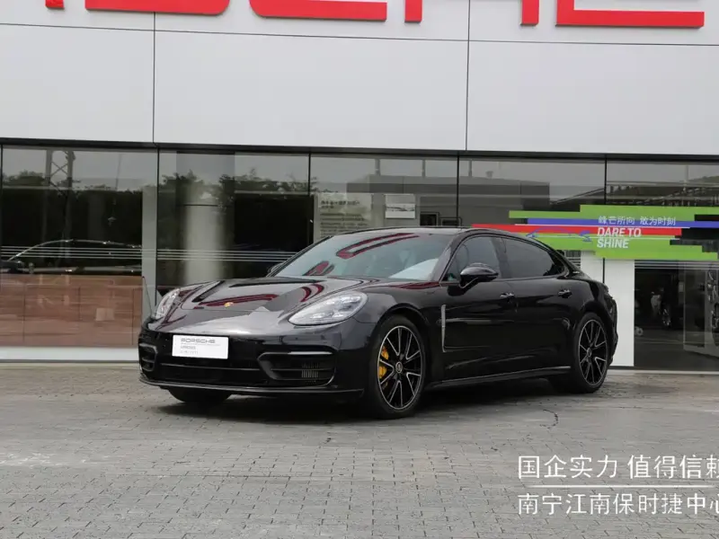 Porsche Panamera, 2021