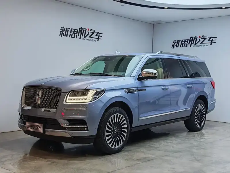 Lincoln Navigator, 2022