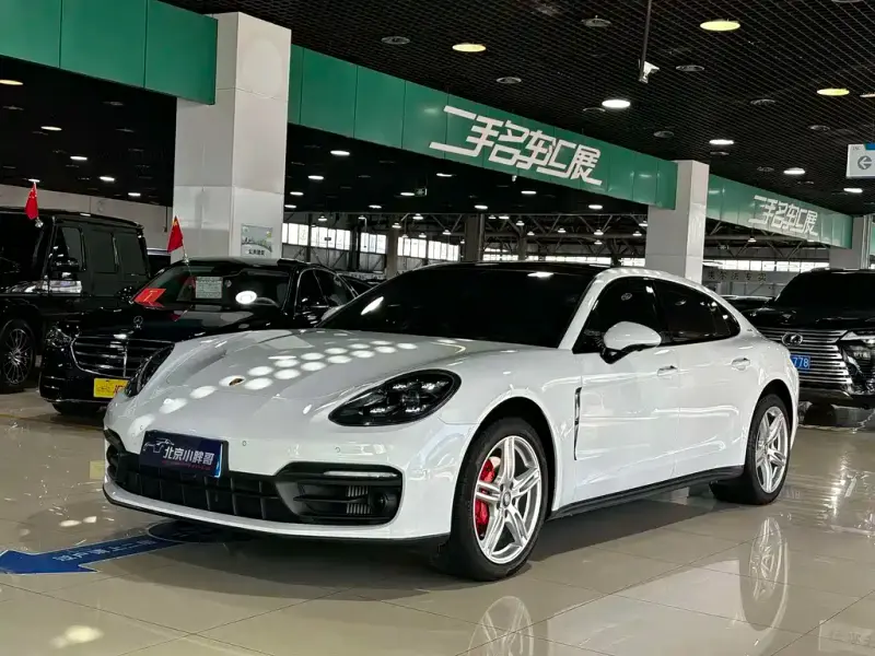 Porsche Panamera, 2022