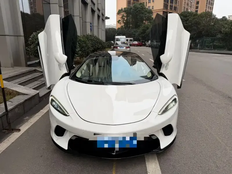 McLaren GT, 2021