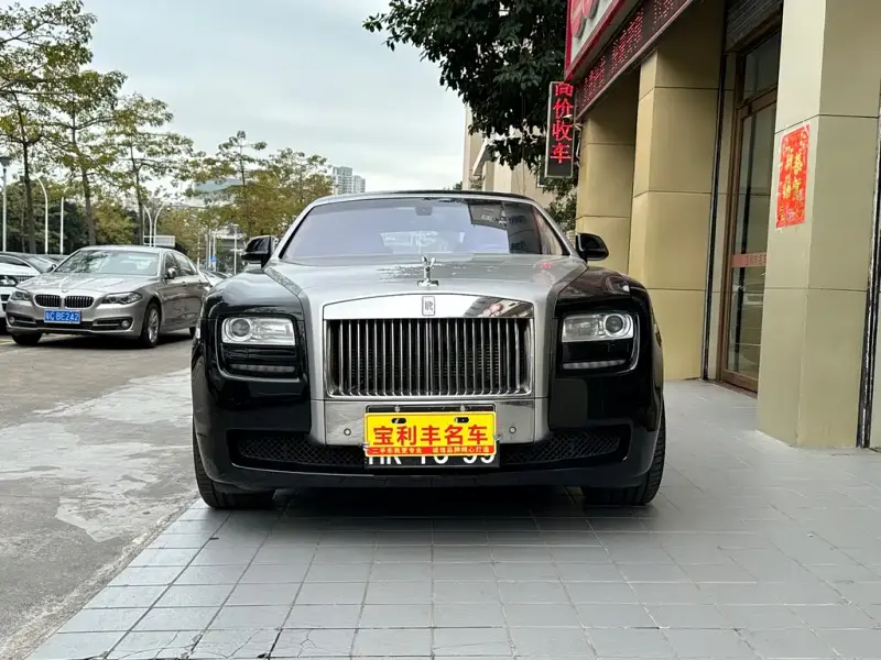 Rolls-Royce Ghost, 2012
