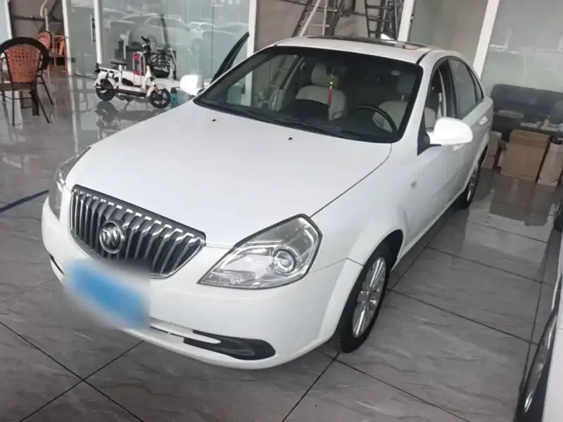 Buick Excelle, 2015
