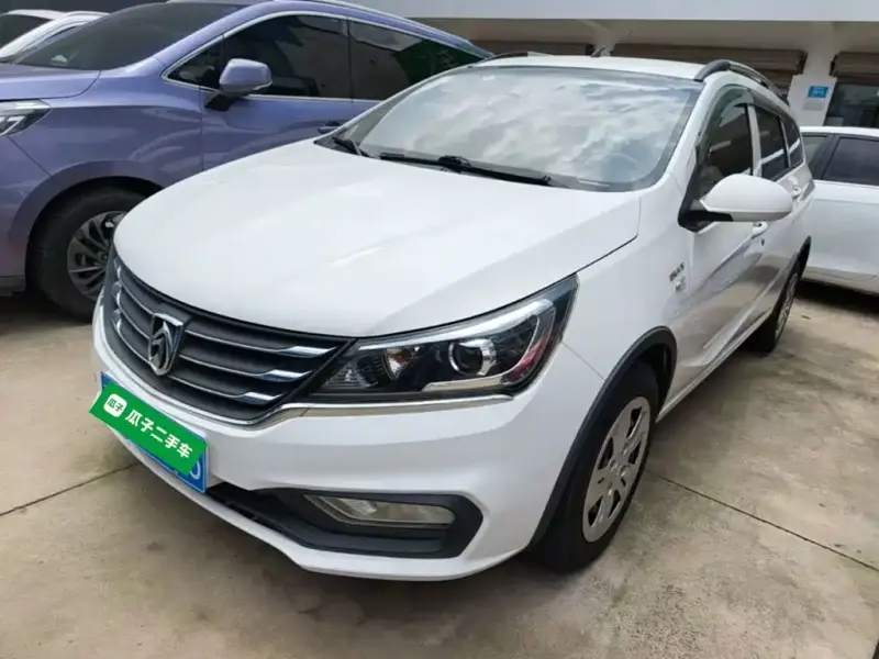 Baojun 310W, 2021
