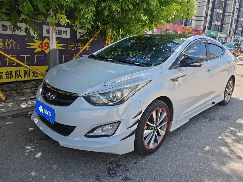 Hyundai Elantra Langdong, 2015