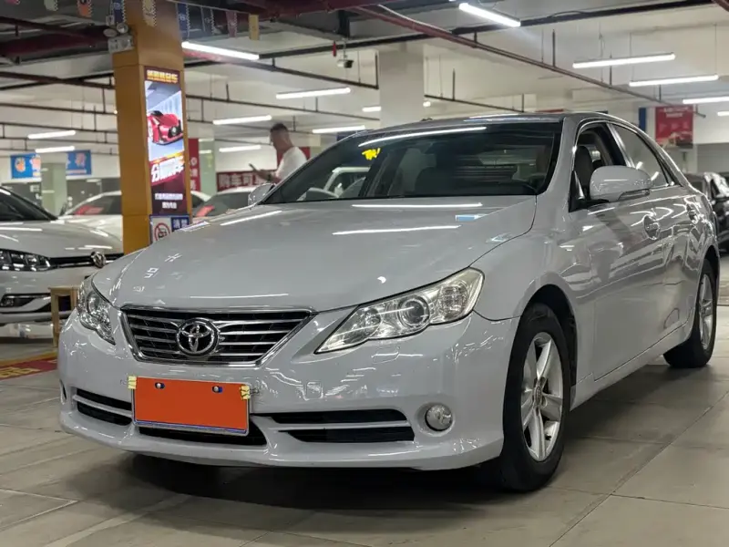 Toyota Reiz, 2011