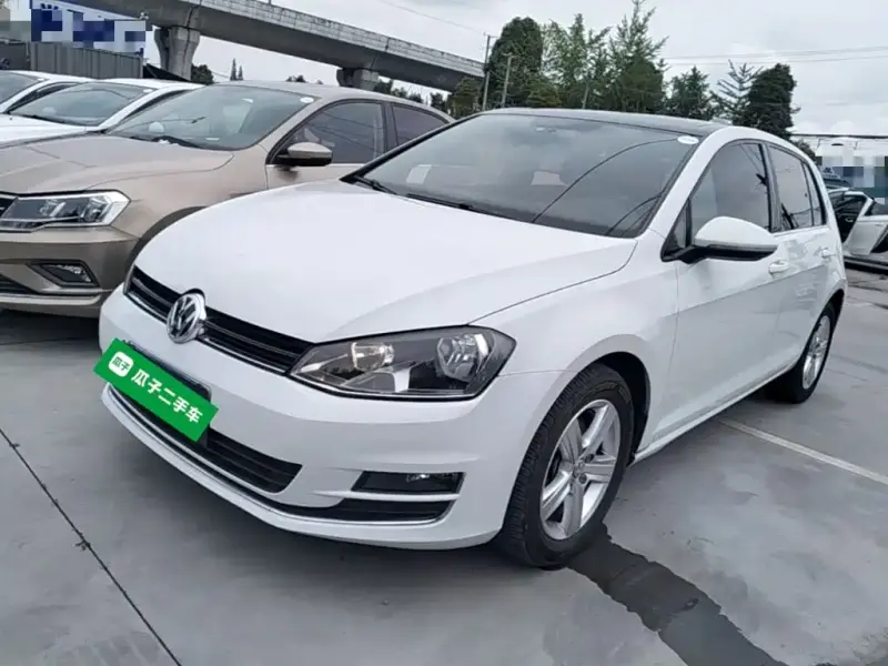 Volkswagen Golf, 2015