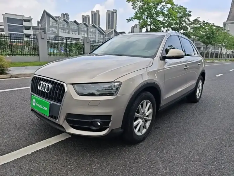 Audi Q3, 2015