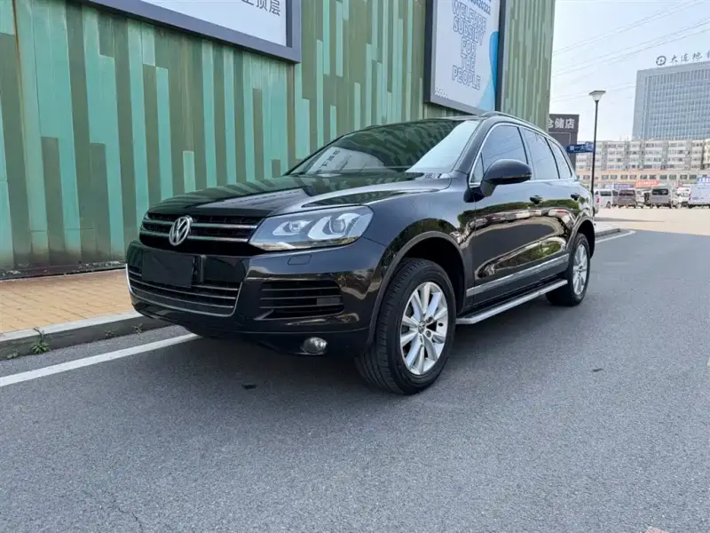 Volkswagen Touareg, 2012