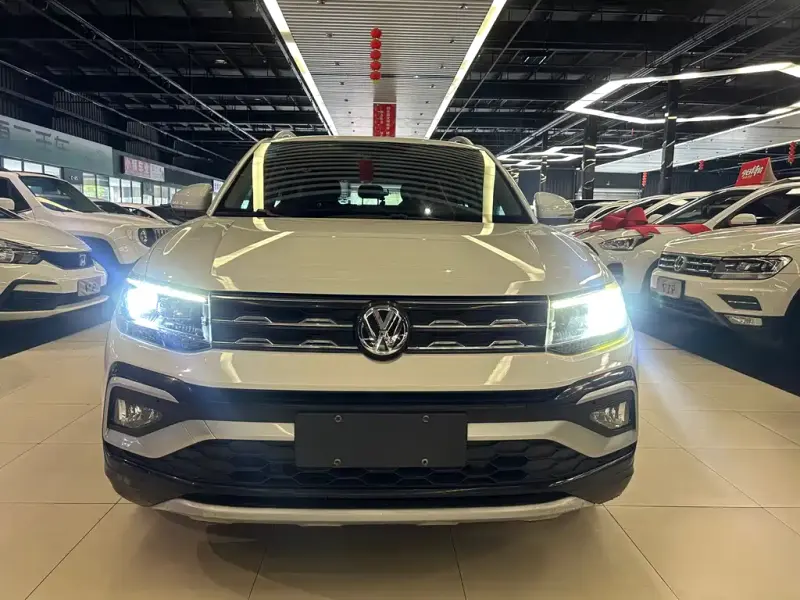 Volkswagen T-Cross, 2019