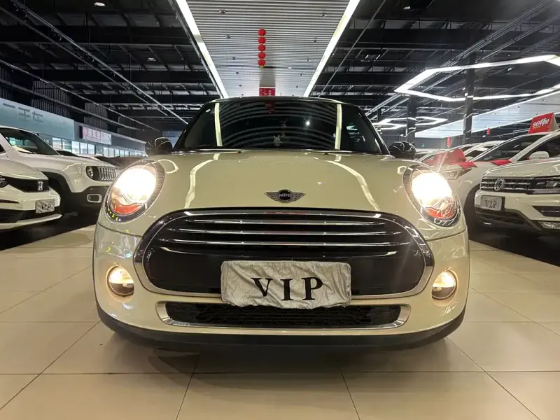 MINI Mini, 2016