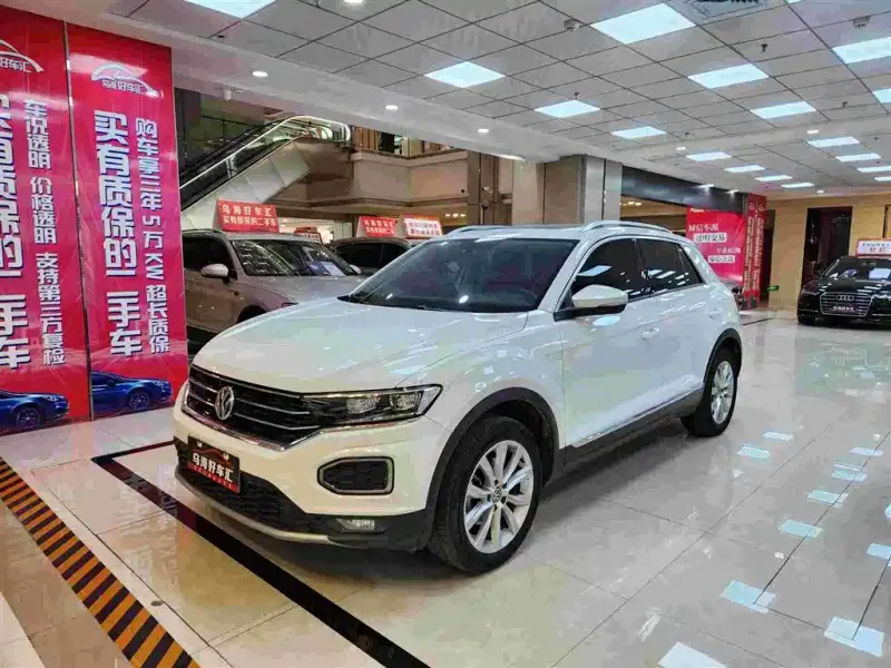 Volkswagen T-Roc, 2020