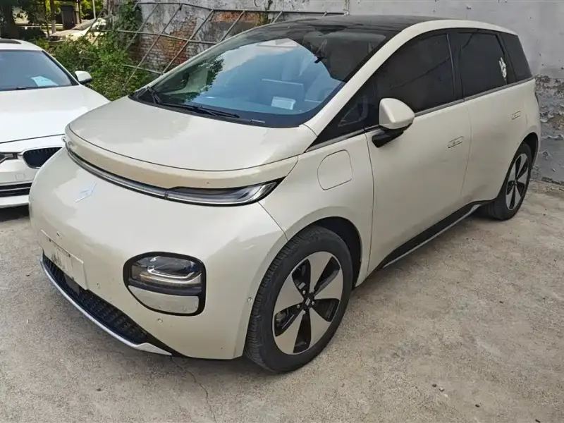 Baojun Yunduo, 2023