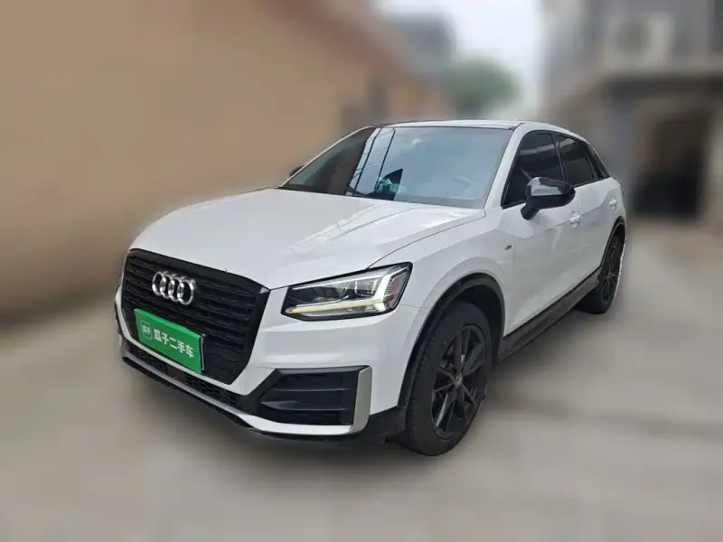 Audi Q2L, 2019