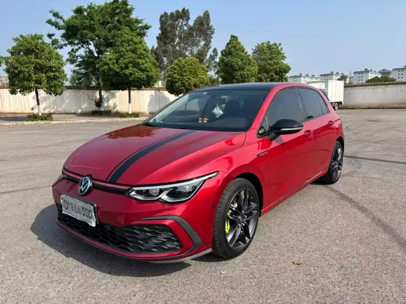 Volkswagen Golf, 2021