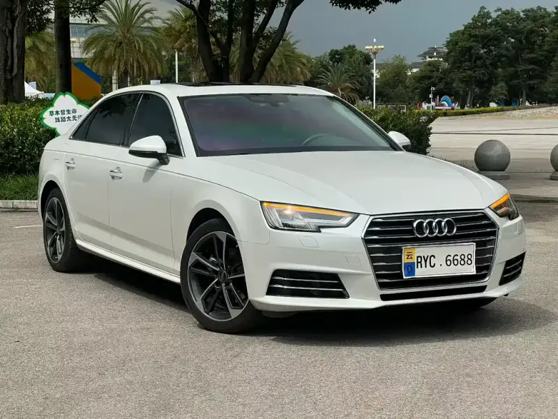 Audi A4L, 2017