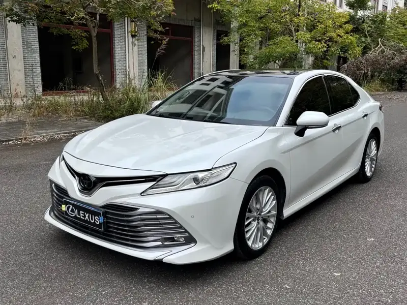 Toyota Camry, 2019