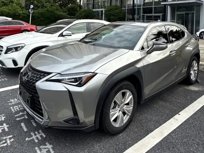 Lexus UX, 2022
