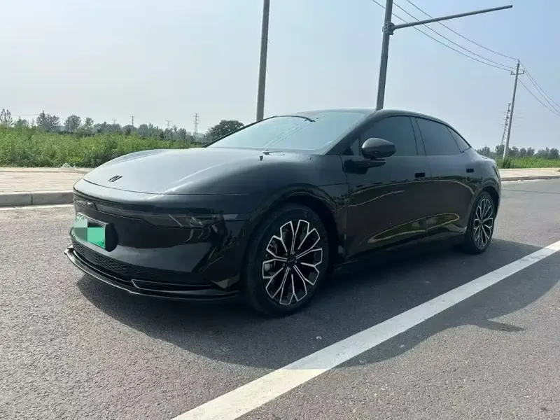 Zeekr 007, 2024