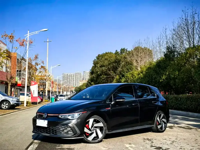 Volkswagen Golf GTI, 2022