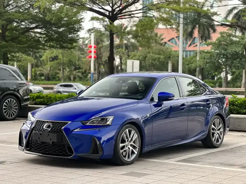 Lexus IS, 2019