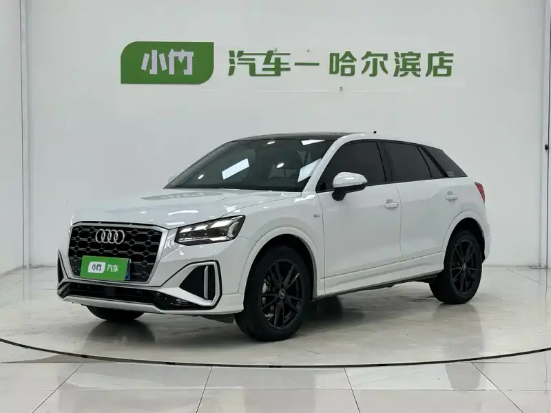 Audi Q2L, 2023
