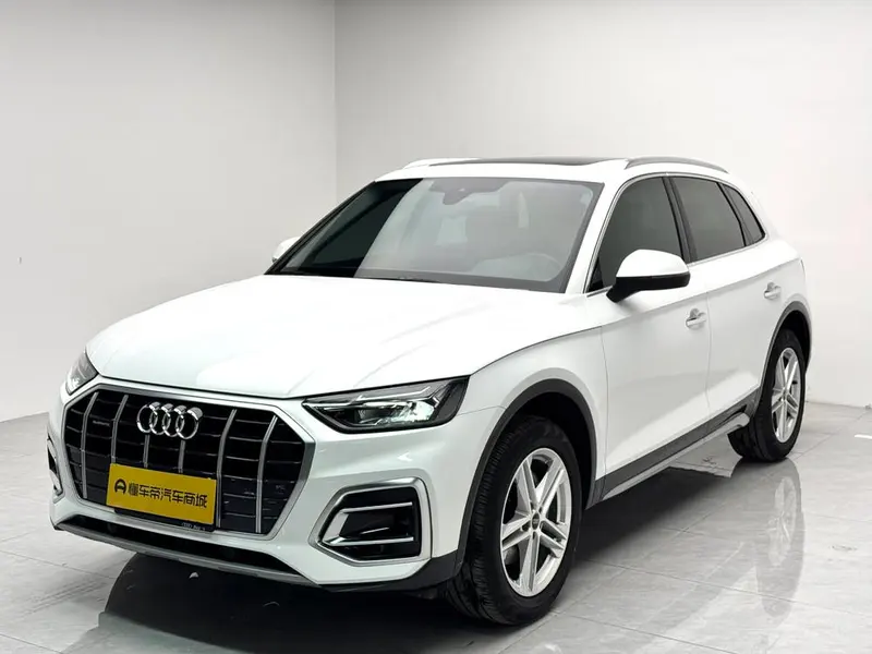 Audi Q5L, 2022