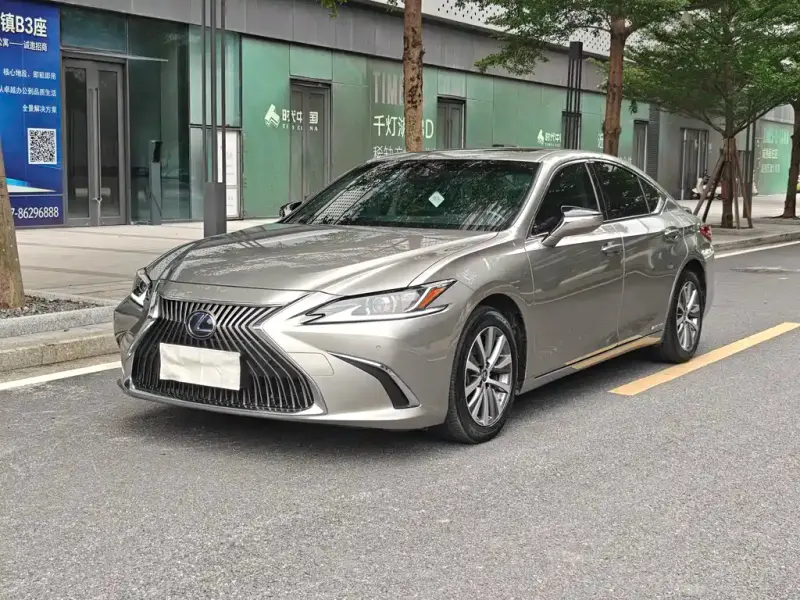Lexus ES, 2019