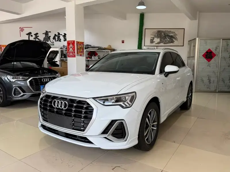 Audi Q3, 2023