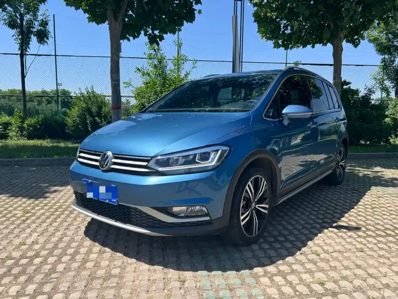 Volkswagen Touran, 2023