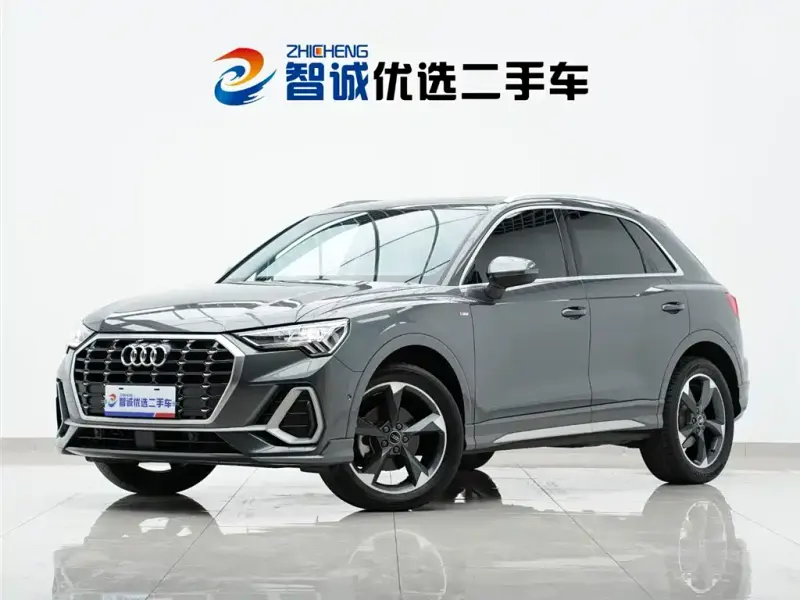 Audi Q3, 2022