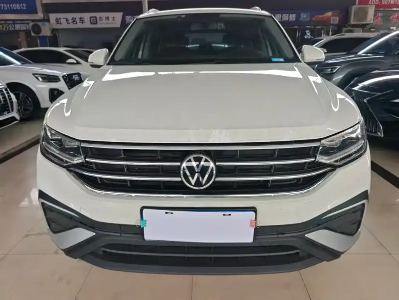 Volkswagen Tiguan L, 2022