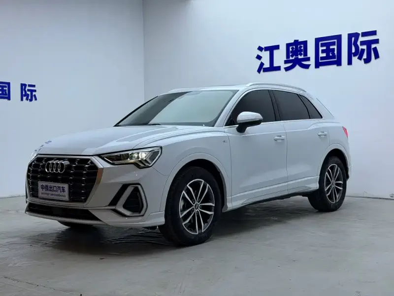 Audi Q3, 2023