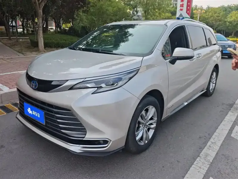Toyota Sienna, 2022