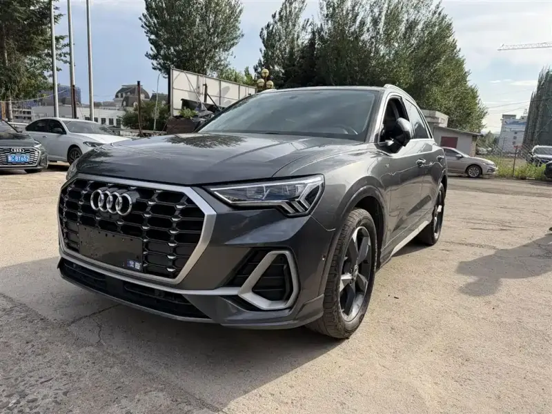 Audi Q3, 2023