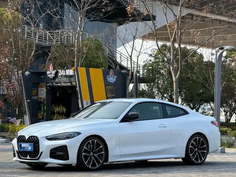 BMW 4 Series, 2022