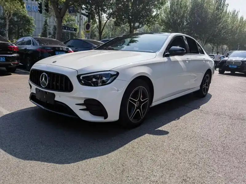 Mercedes-Benz E-Class, 2022