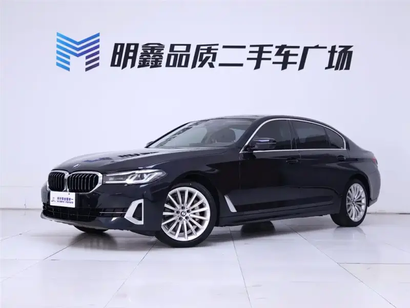 BMW 5 Series, 2022