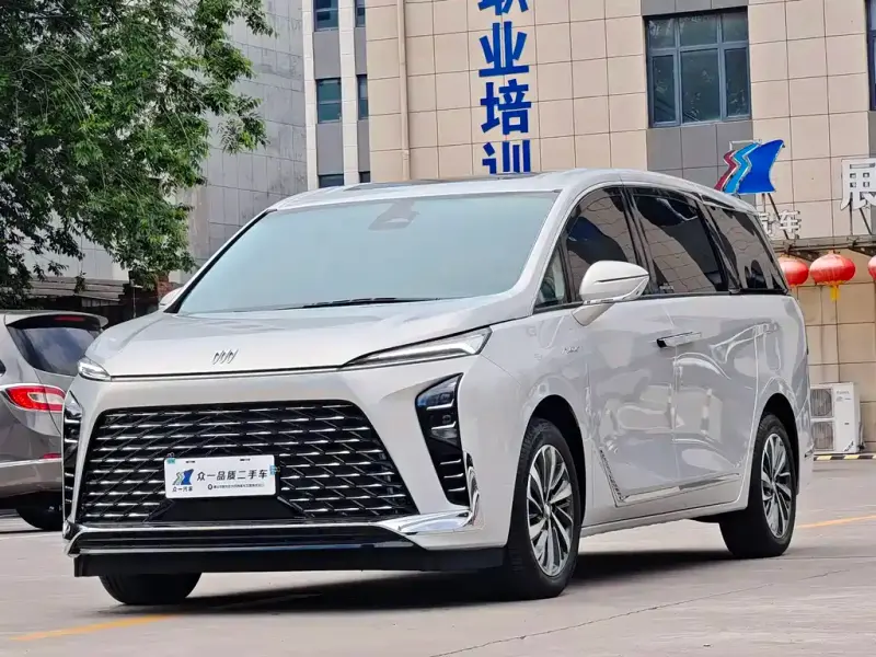 Buick GL8, 2026