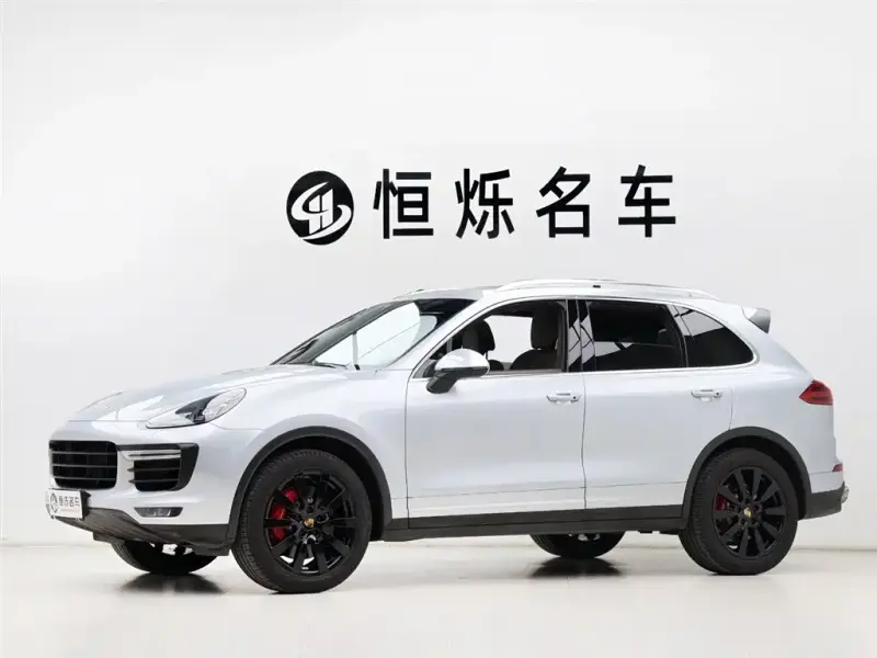 Porsche Cayenne, 2015
